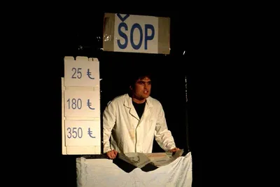 Elitní utopie: ve scénce Krvik Totr v Pidivadle