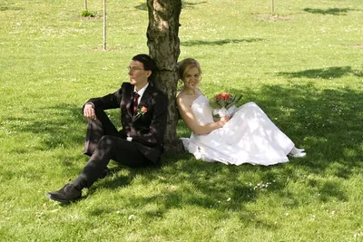 Svatba PJN a Hammy: na louce u Břevnovského kláštera