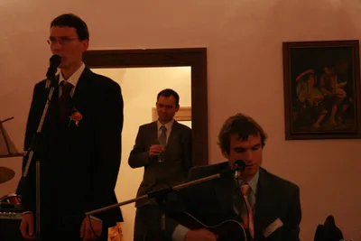 Svatba PJN a Hammy:: šedá eminence Kout v pozadí