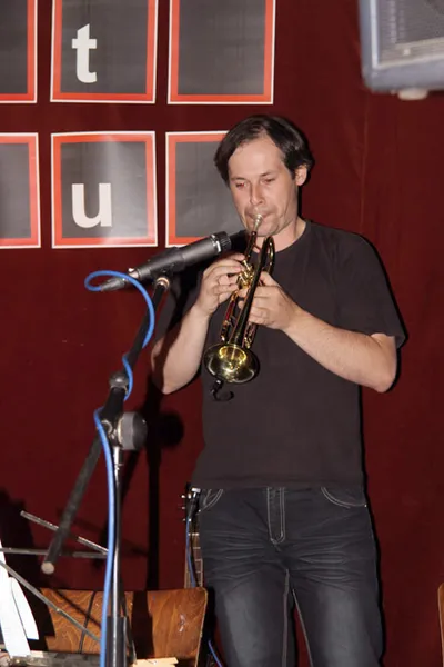 Desetiboj: romantické sólo na harfu v