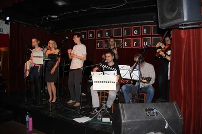 Desetiboj: Hůůůůůů! aneb