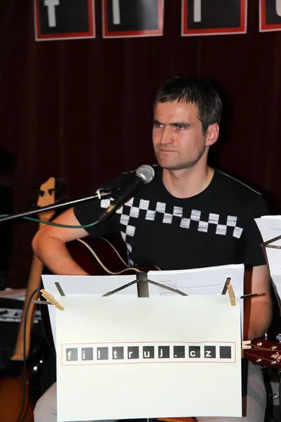 Desetiboj: Filip čeká, až bude moci začít
