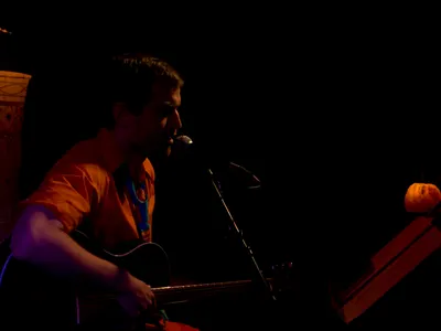 Křest cédé: a kmotry na eM