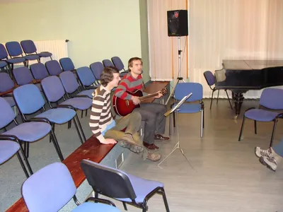 Filtr v Újezdě pod lesy židlí:: spontánní jeviště