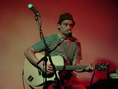 Veselý SAD: zima na spadnutí, lyžáky na Honzovi Koudelkovi (Ingus jen bezmocně přihlíží)