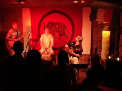 Zavírání sezóny: Petr Jediný Novotný hraje v